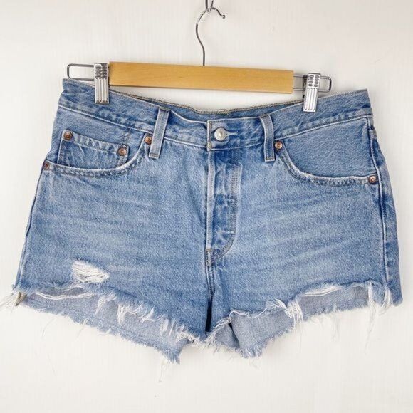 Levi’s 501 high rise distressed denim shorts 29 - Picture 1 of 7